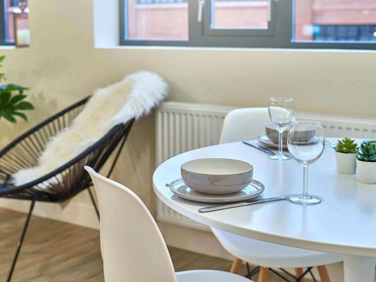 Two Bedroom Apartment By Jlj Apartments & Serviced Accommodation Birmingham - Mantella Lofts Luaran gambar